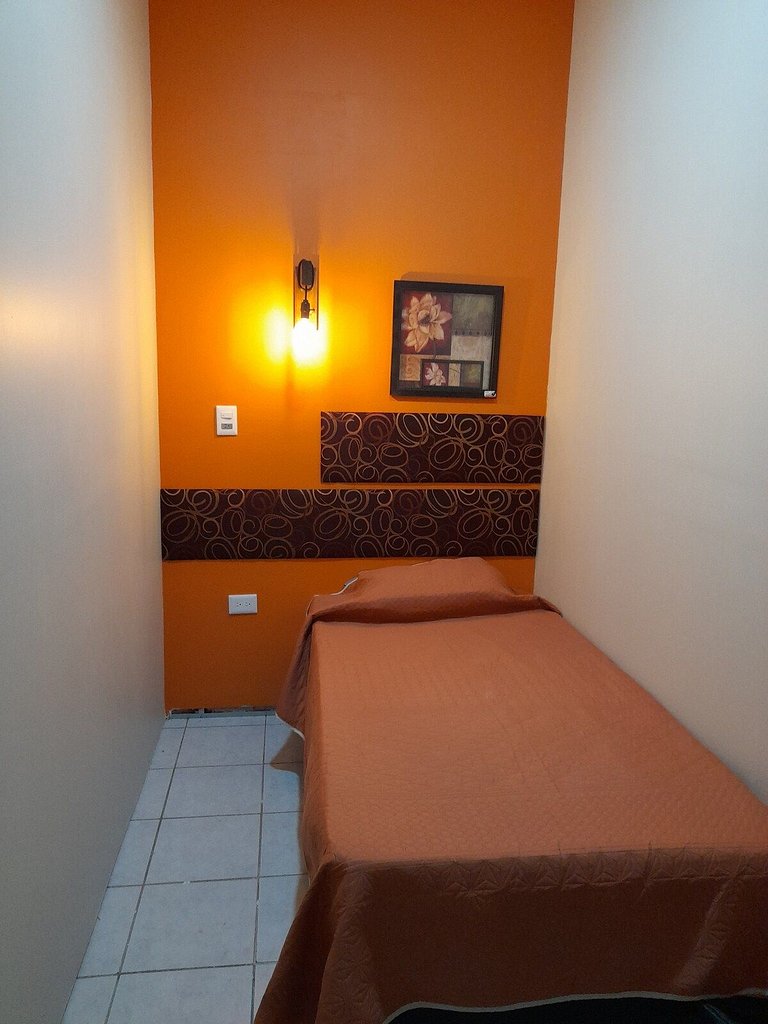 R|Cama Individual con baño privado | 1P| Fundidora