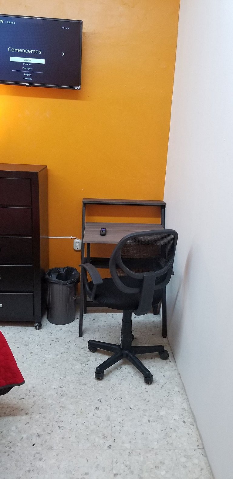 Hab "Monterrey"  cama Queen  cerca de Fundidora 2P