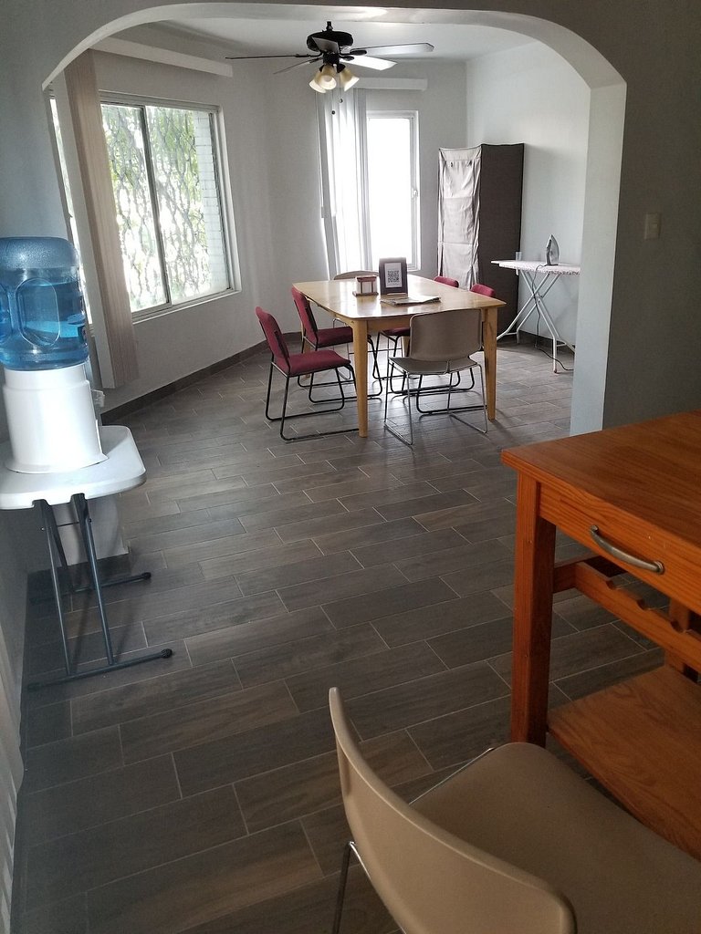 Economic room with AC, TV and minibar, centrical