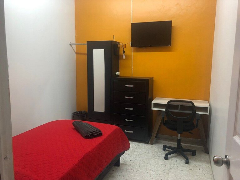 R|Cama Individual con baño privado | 1P| Fundidora