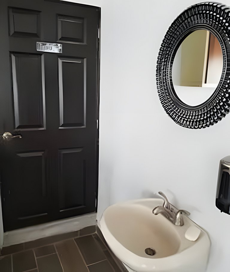 Economic airbnb on the Monterrey downtown