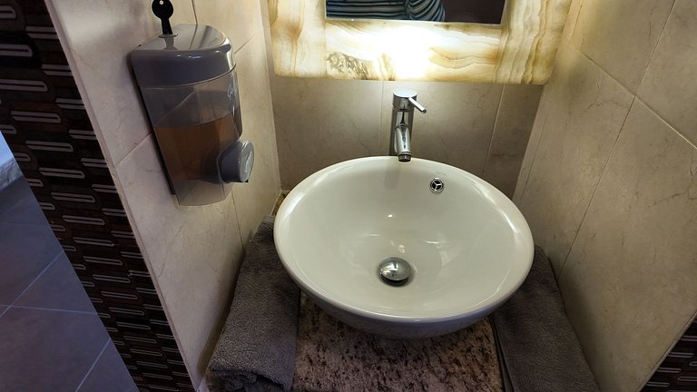 Comfortable near Arena Monterrey 4P Budget-friendly for a gr