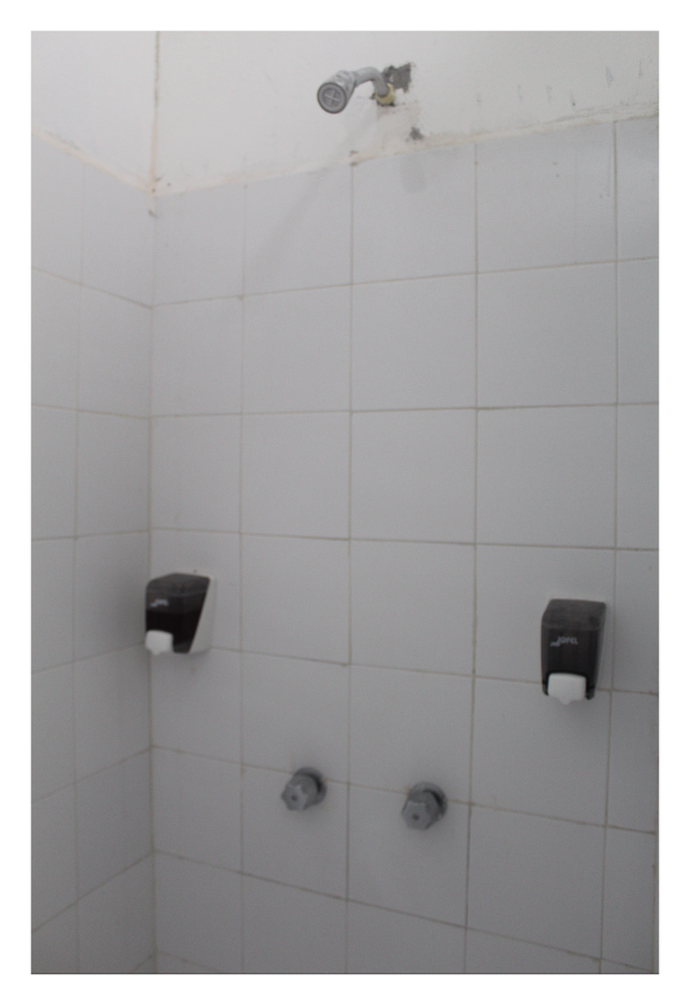 Habitación cama Queen A/C cerca de Fundidora | O