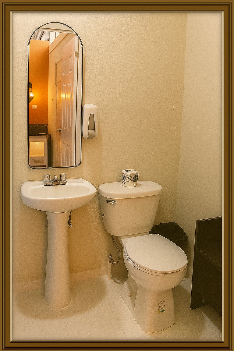 Individual con baño privado | cerca Fundidora |G